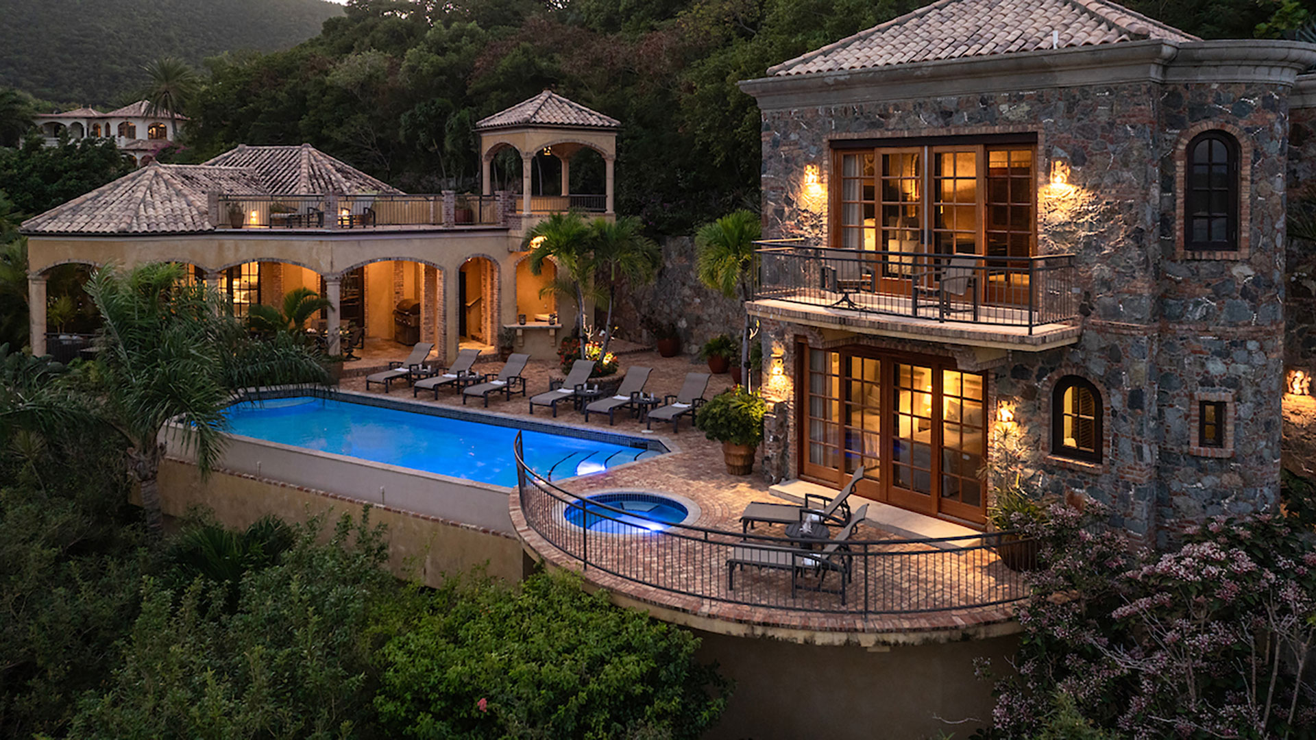 Villa Cinnamon Breeze