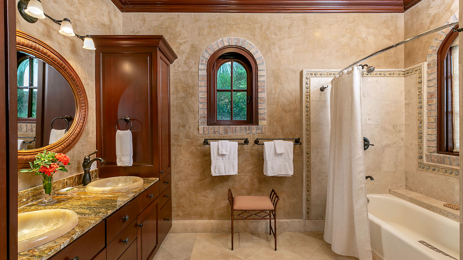 Villa Cinnamon Breeze