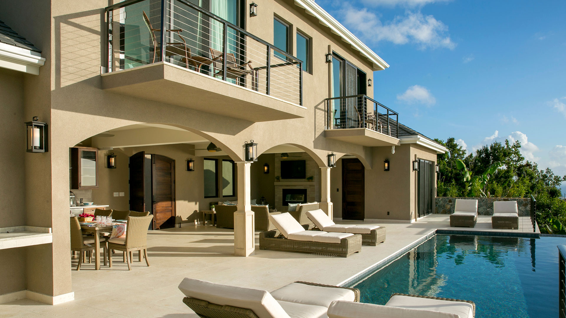 Marathon Villa