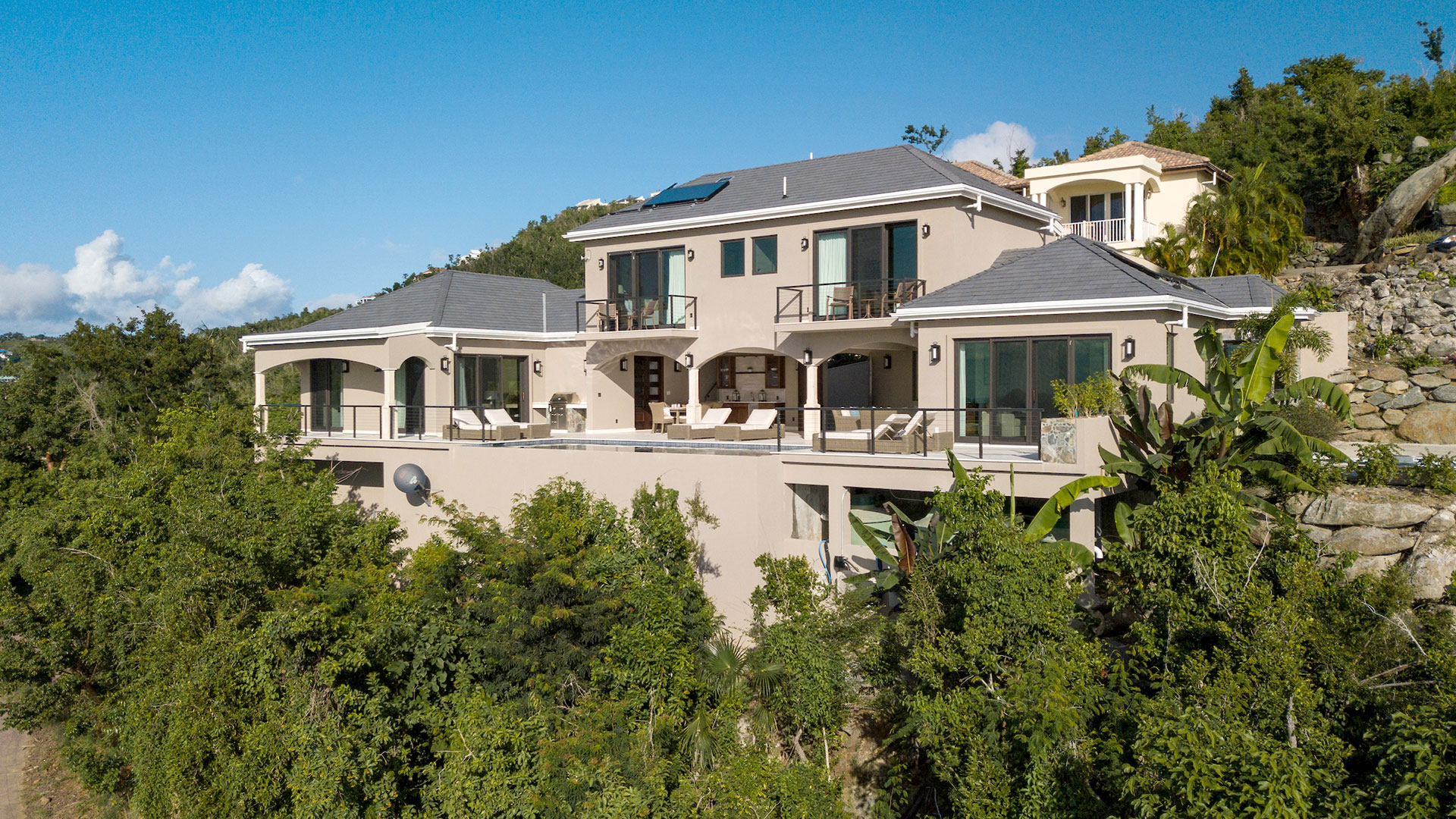 Marathon Villa