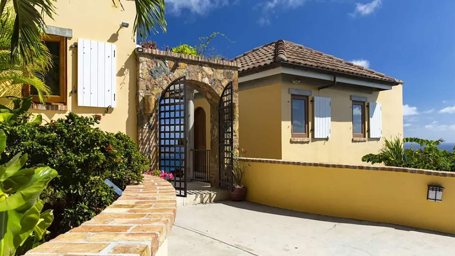 South Shore Villa