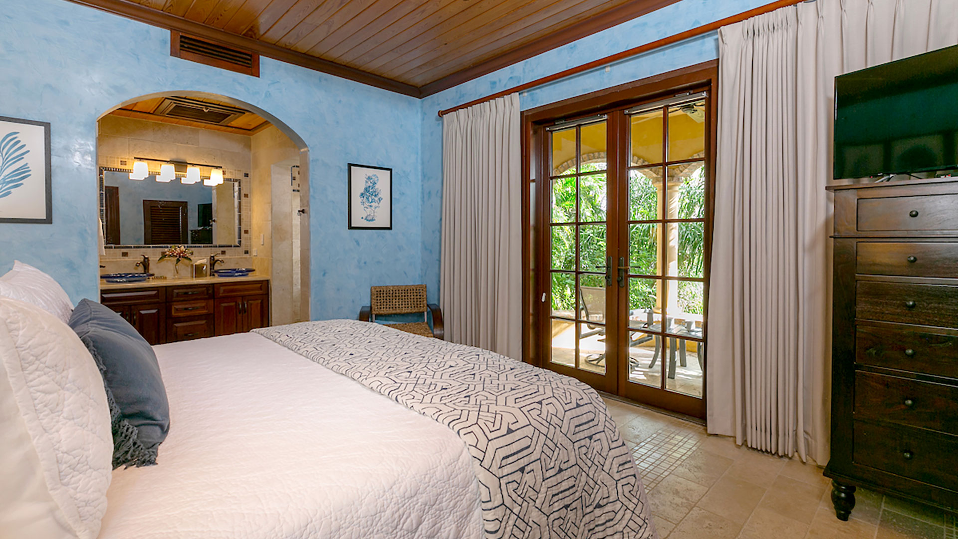 Villa Cinnamon Breeze