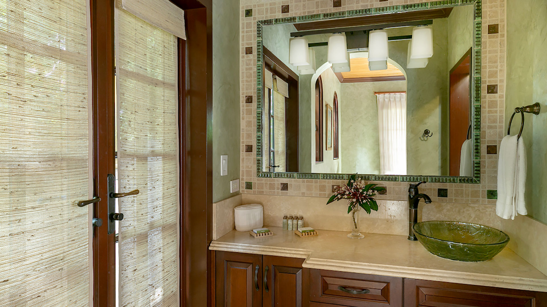 Villa Cinnamon Breeze