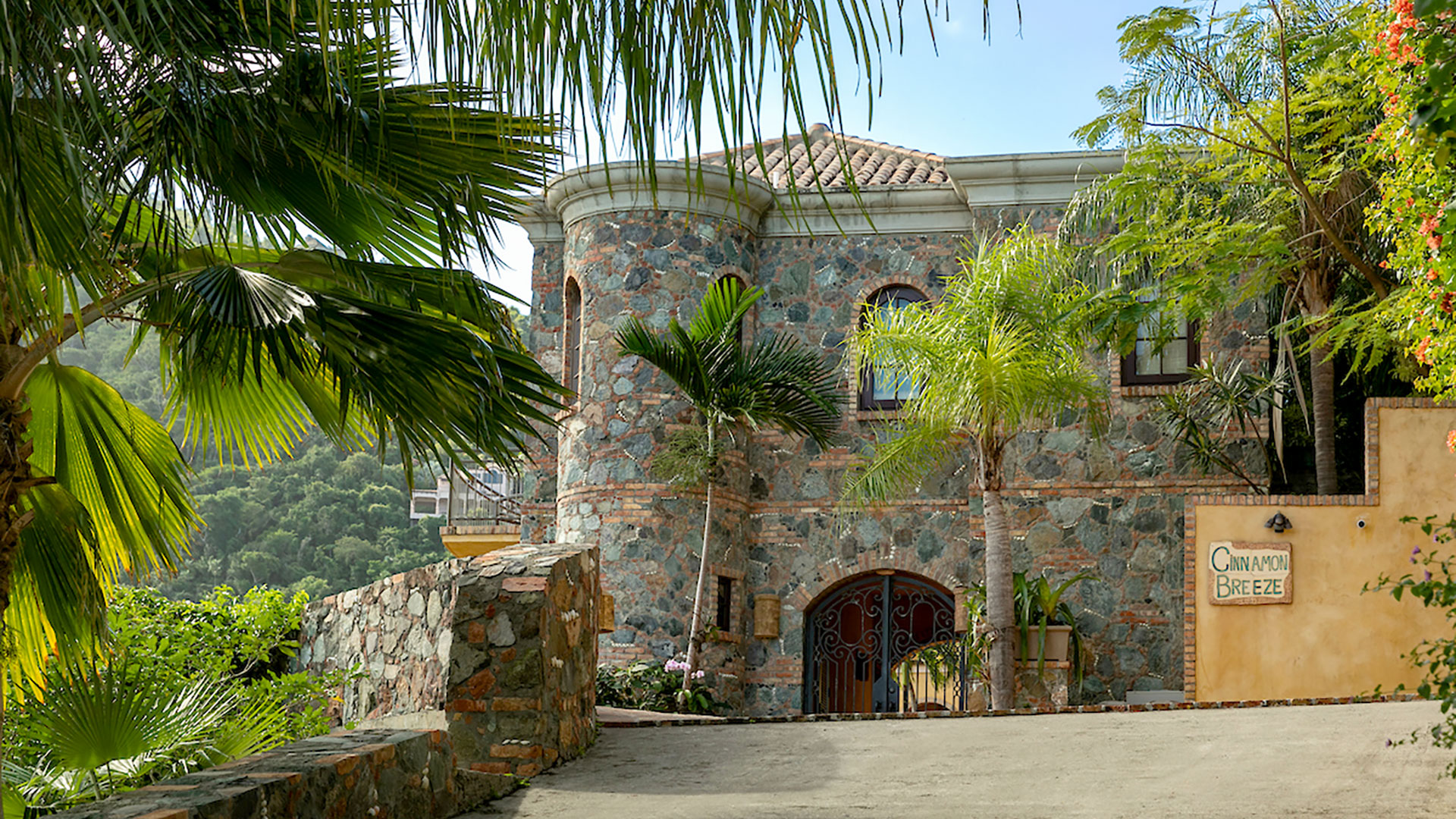 Villa Cinnamon Breeze