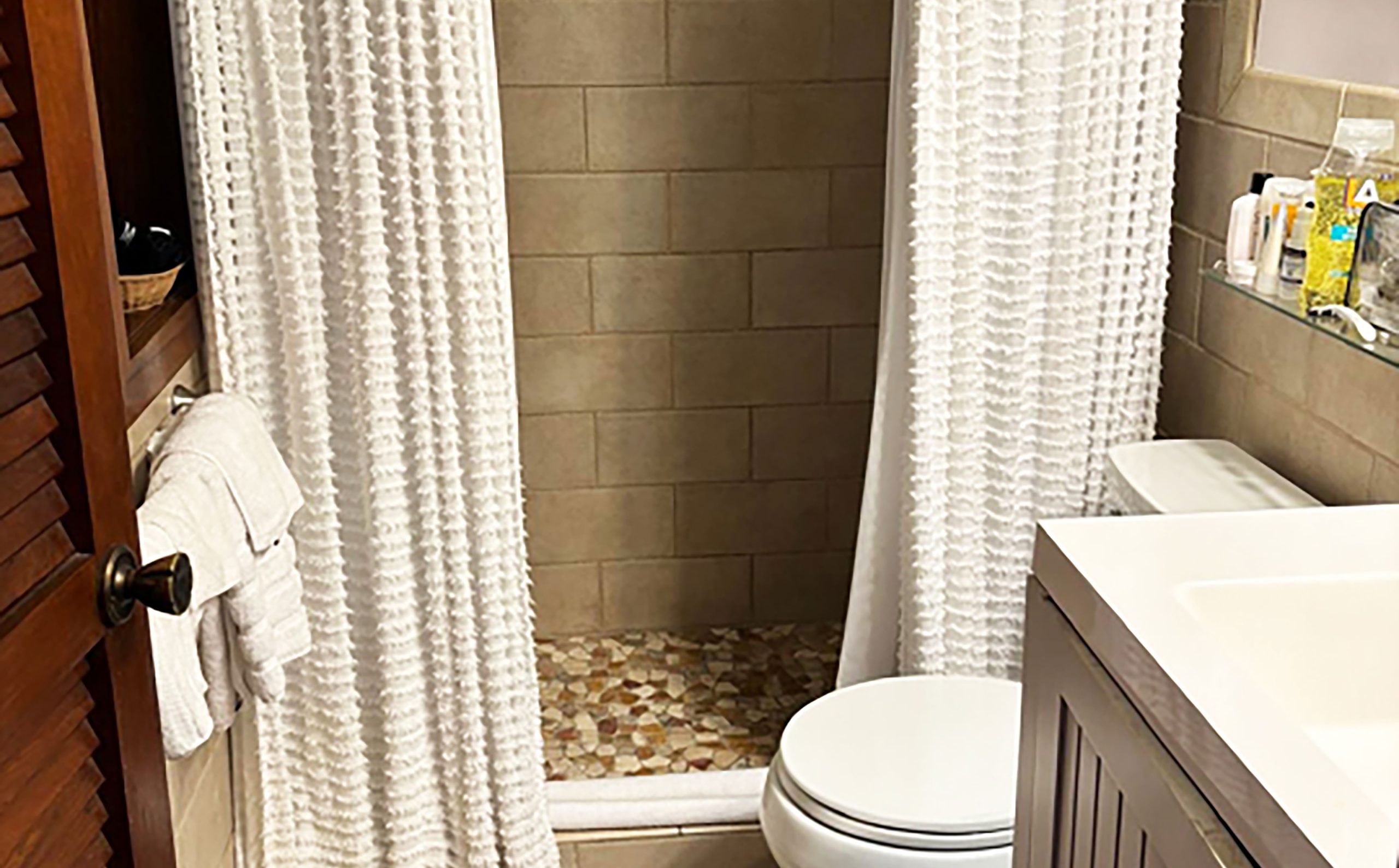 Blue Seas 11E Lavender Hill Condo