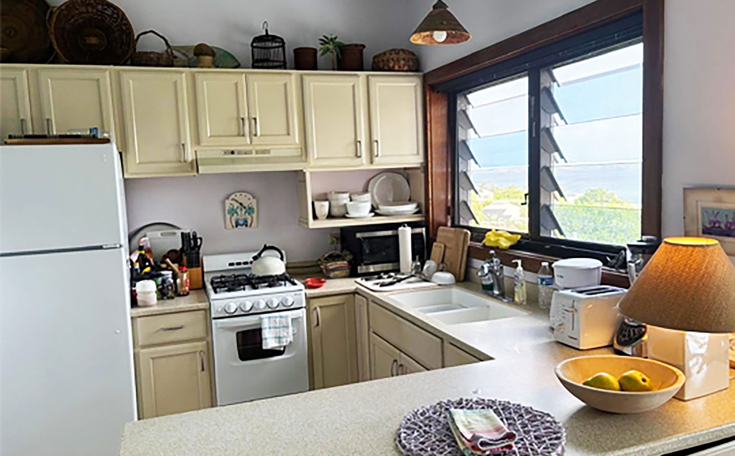 Blue Seas 11E Lavender Hill Condo